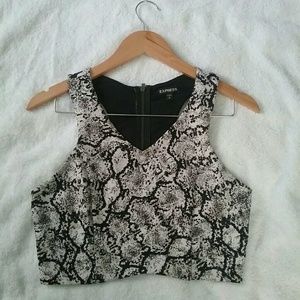 Cropped snake pattern top (on trend)